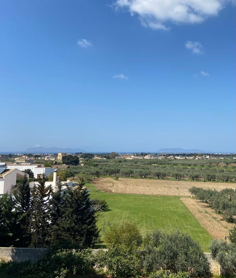 Sole, Mare E Trallalla Rilievo ภายนอก รูปภาพ